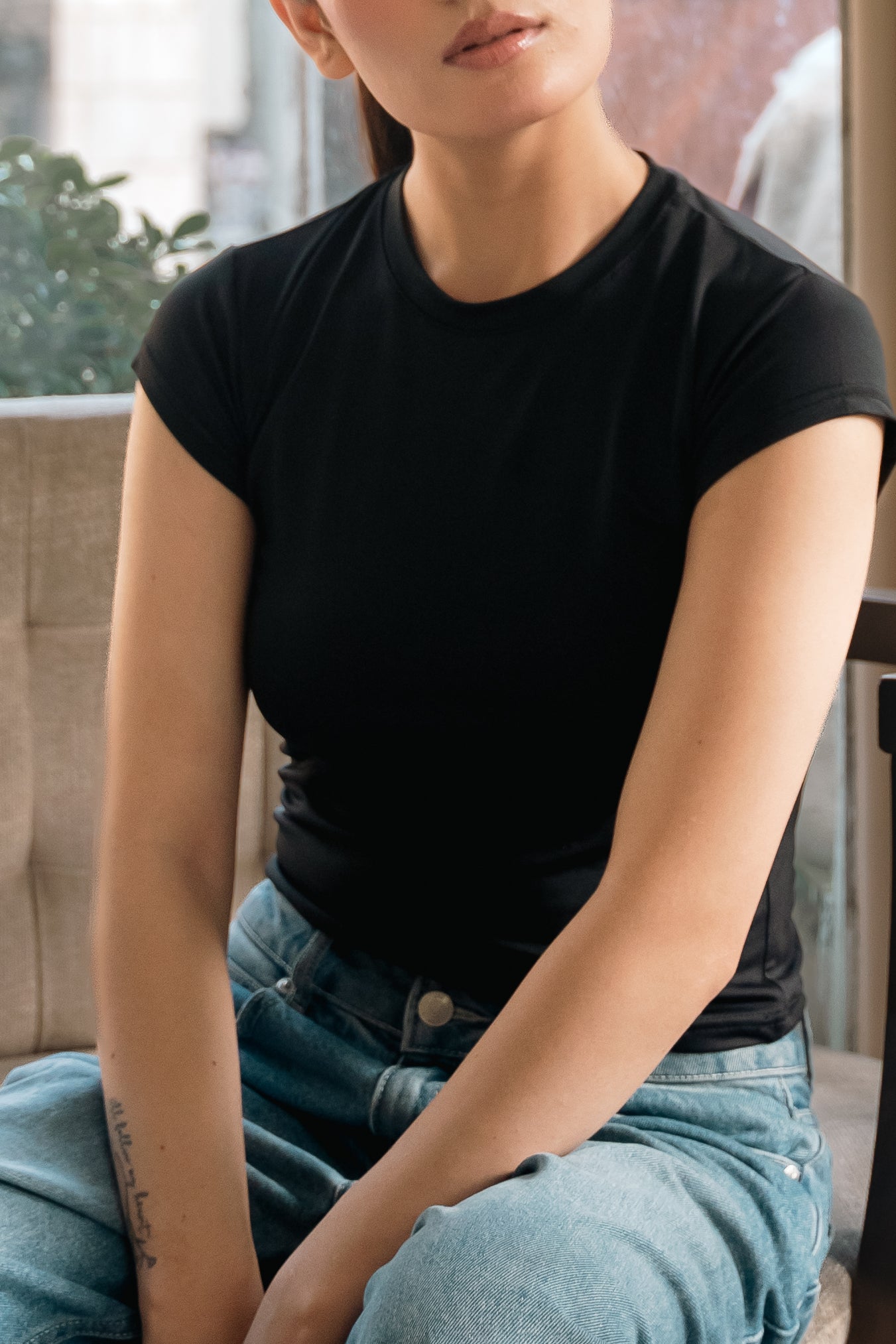 Half Sleeve Crewneck Cropped Top - Black